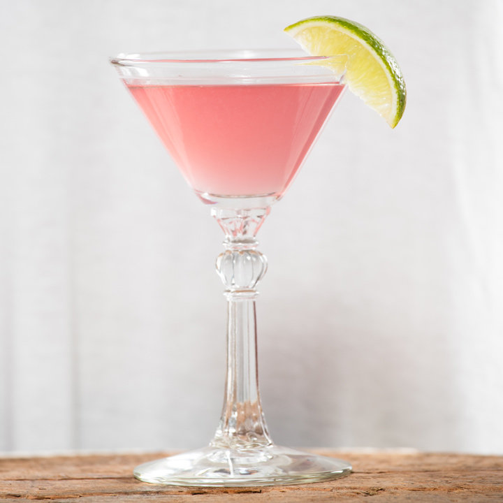 Classic Cosmopolitan Cocktail: The Best cosmopolitan recipe
